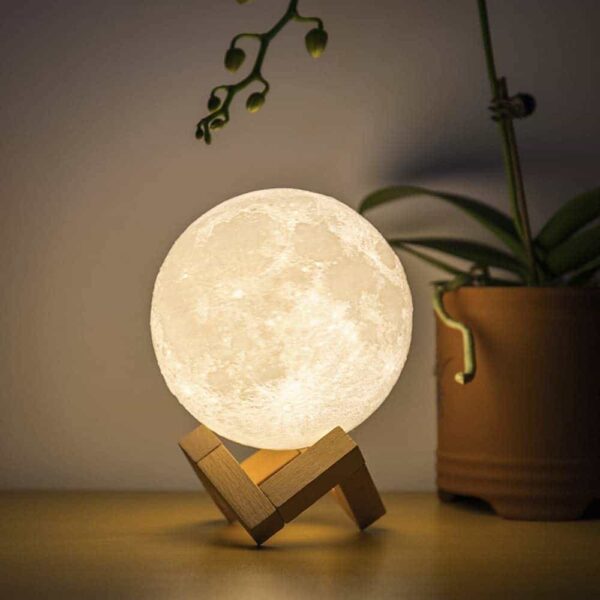 Rechargeble 3D Moon Lamp - Image 3